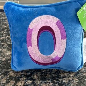 ASHLAND MINI INITIAL " O" PILLOW NWT